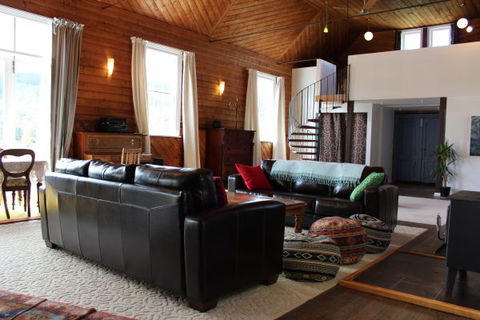Chapel Lane Hall - Maitland Accommodation 3