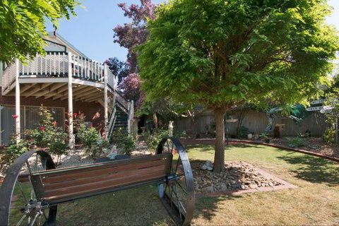 Gateway To The Great Ocean Road B&B - Maitland Accommodation 2