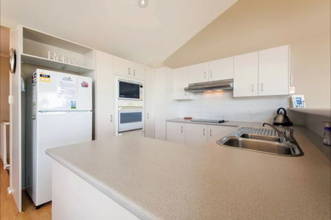 Moy At Nelson Bay - Maitland Accommodation 2