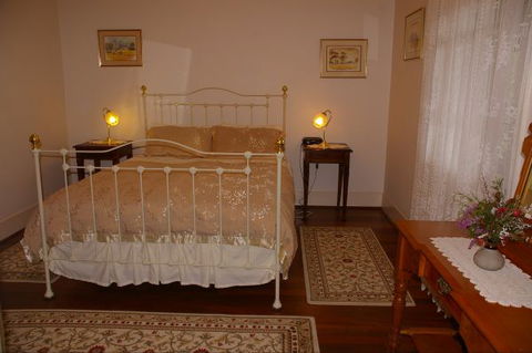 Naimanya Cottage - Maitland Accommodation 3