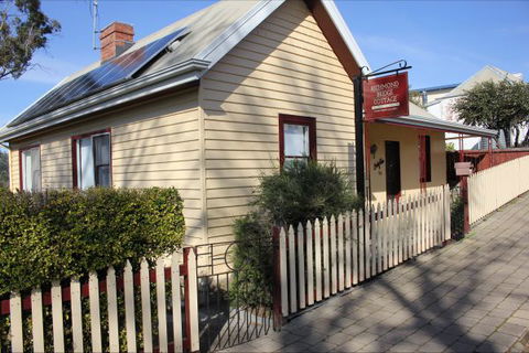 Bridge View Retreat - Maitland Accommodation 0