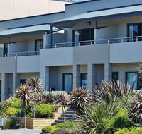 Pier Number 10 - Maitland Accommodation