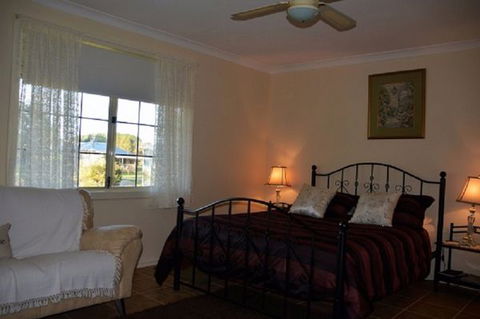 Sandy Lake Farm Stay Accommodation Gingin WA - Maitland Accommodation 4
