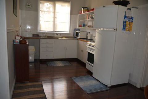 Sandy Lake Farm Stay Accommodation Gingin WA - Maitland Accommodation 8