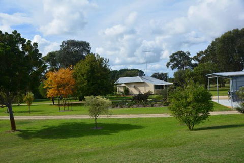 Sandy Lake Farm Stay Accommodation Gingin WA - Maitland Accommodation 9