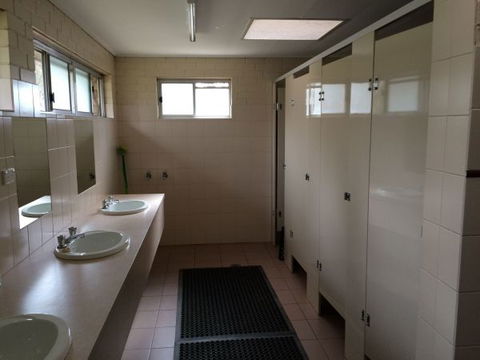 Ardern's Caravan Park, Myrtleford - Maitland Accommodation 5