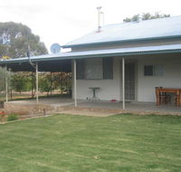 Gilgens Country River Retreat - Maitland Accommodation