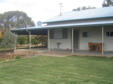Gilgens Country River Retreat - Maitland Accommodation 0