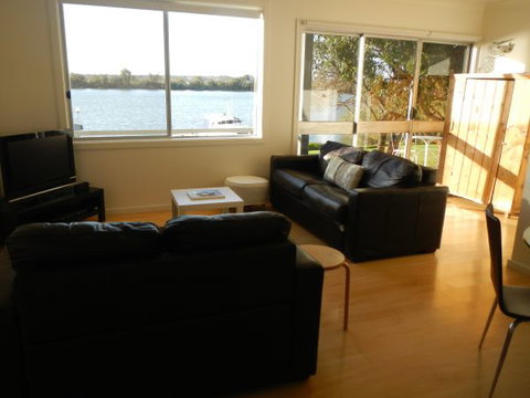 Washpool Retreat - Maitland Accommodation 10