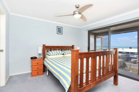 Ambergris - Maitland Accommodation 5