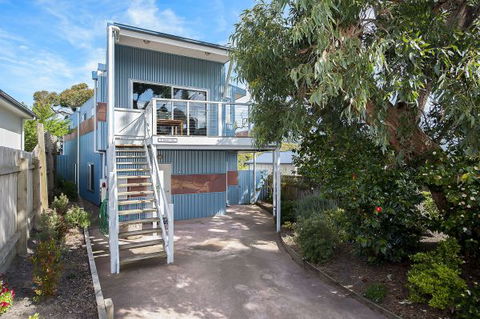 Seascape Apollo Bay - Maitland Accommodation 3