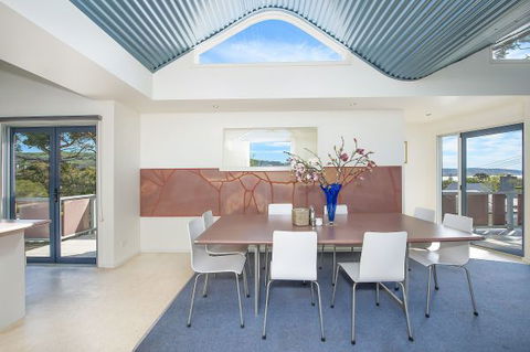 Seascape Apollo Bay - Maitland Accommodation 5
