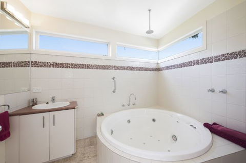 Seascape Apollo Bay - Maitland Accommodation 7