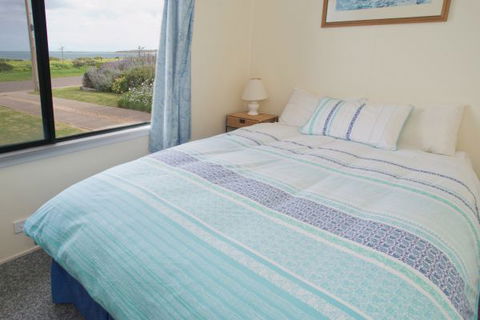 Beach Point - Maitland Accommodation 5