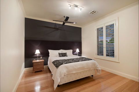 Mount Gambier Accommodation - Maitland Accommodation 6