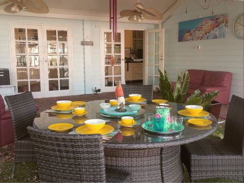 Must Love Dogs B&B And Self-Contained Cottage - Maitland Accommodation 3