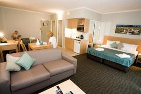 Manly Marina Cove Motel - Maitland Accommodation 3
