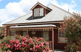 Swansea Cottages  Motel Suites - Maitland Accommodation