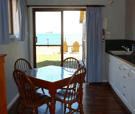 Stanley Village - Maitland Accommodation 4