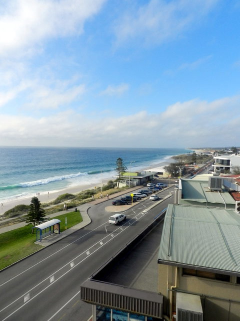 Ocean Beach Hotel - Maitland Accommodation 2