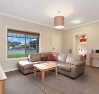 Hamilton Accommodation - Maitland Accommodation