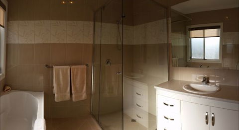 Barossavilla Guest House - Maitland Accommodation 10