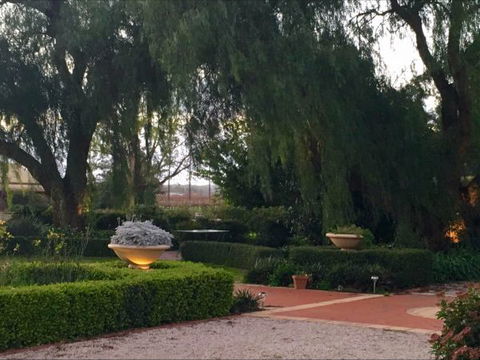 Barossa House Bed And Breakfast - Maitland Accommodation 4