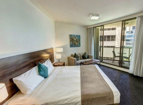 APX World Square - Maitland Accommodation 0