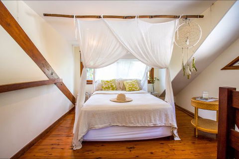 Apalie Retreat - Maitland Accommodation 9