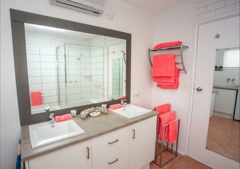 Arlingtons Accommodation - Maitland Accommodation 2