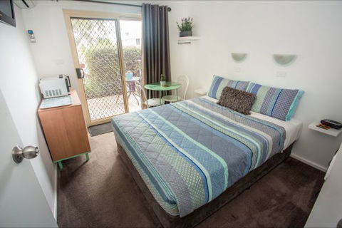 Arlingtons Accommodation - Maitland Accommodation 6