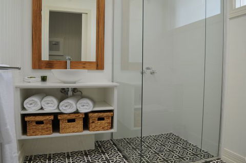 Atlantic Geelong - Maitland Accommodation 3