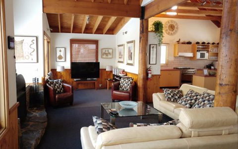 Cloud 9 Alpine Lodge - Maitland Accommodation 3