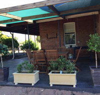 Corryong Holiday Cottages - Sportsview - Maitland Accommodation
