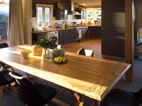 Frenchman's River - The Helmsman's House - Maitland Accommodation 4