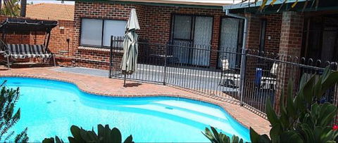 Karina Mews B&B - Maitland Accommodation 0