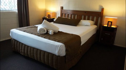 La Solana Holiday Apartments  - Mackay - Maitland Accommodation 9