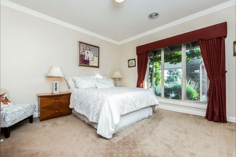 La Bella Vita - Maitland Accommodation 1