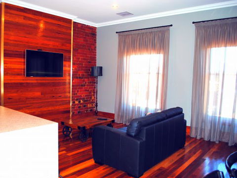 Sublime Spa Apartments On Murphy - Maitland Accommodation 2