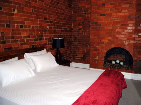 Sublime Spa Apartments On Murphy - Maitland Accommodation 3