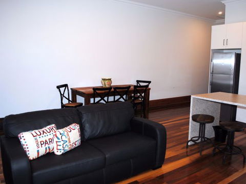 Sublime Spa Apartments On Murphy - Maitland Accommodation 4