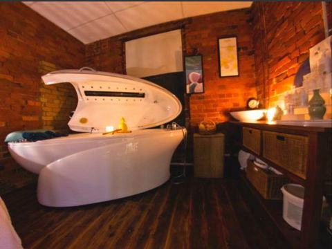 Sublime Spa Apartments On Murphy - Maitland Accommodation 7