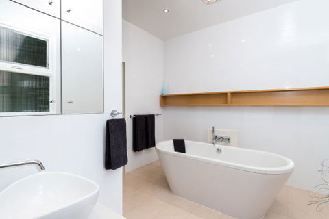 Tanunda House - Maitland Accommodation 1