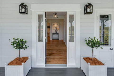 The Farmhouse Eumundi - Maitland Accommodation 1