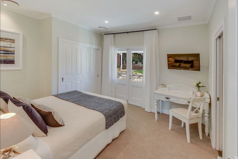 The Farmhouse Eumundi - Maitland Accommodation 7