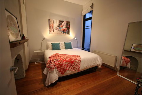 Two Five Zero / Richmond - Maitland Accommodation 5