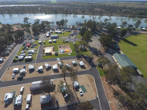 Waikerie Holiday Park - Maitland Accommodation 3