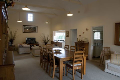 Wood Duck Cottages - Maitland Accommodation 7