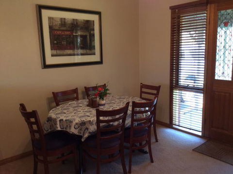 Abrigo Apartment - Maitland Accommodation 2