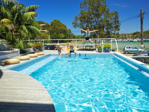 BetinaKing - Maitland Accommodation 6